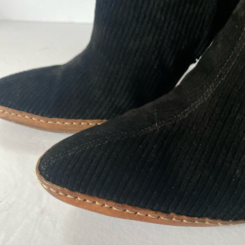 Vintage 90s Versus Versace Black Corduroy Mid-Calf Boots - Rare Archival Piece - Picture 5 of 15